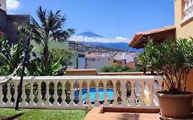 Casa VISTAS AL TEIDE mar Piscina privada parking cubierto gratuito en las instalaciones